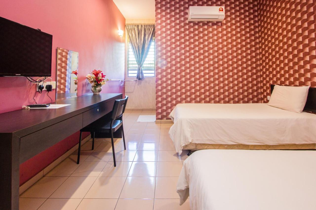 Value Inn Homestay Бътъруърт Екстериор снимка
