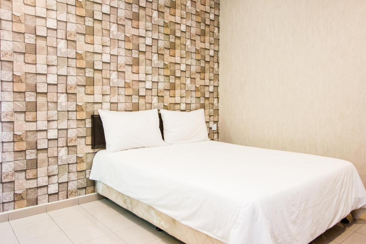 Value Inn Homestay Бътъруърт Екстериор снимка