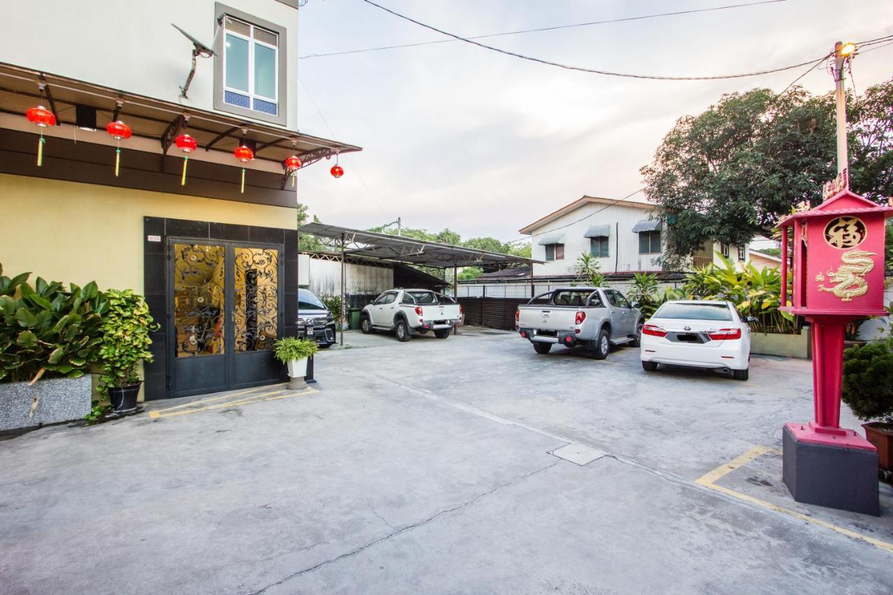 Value Inn Homestay Бътъруърт Екстериор снимка
