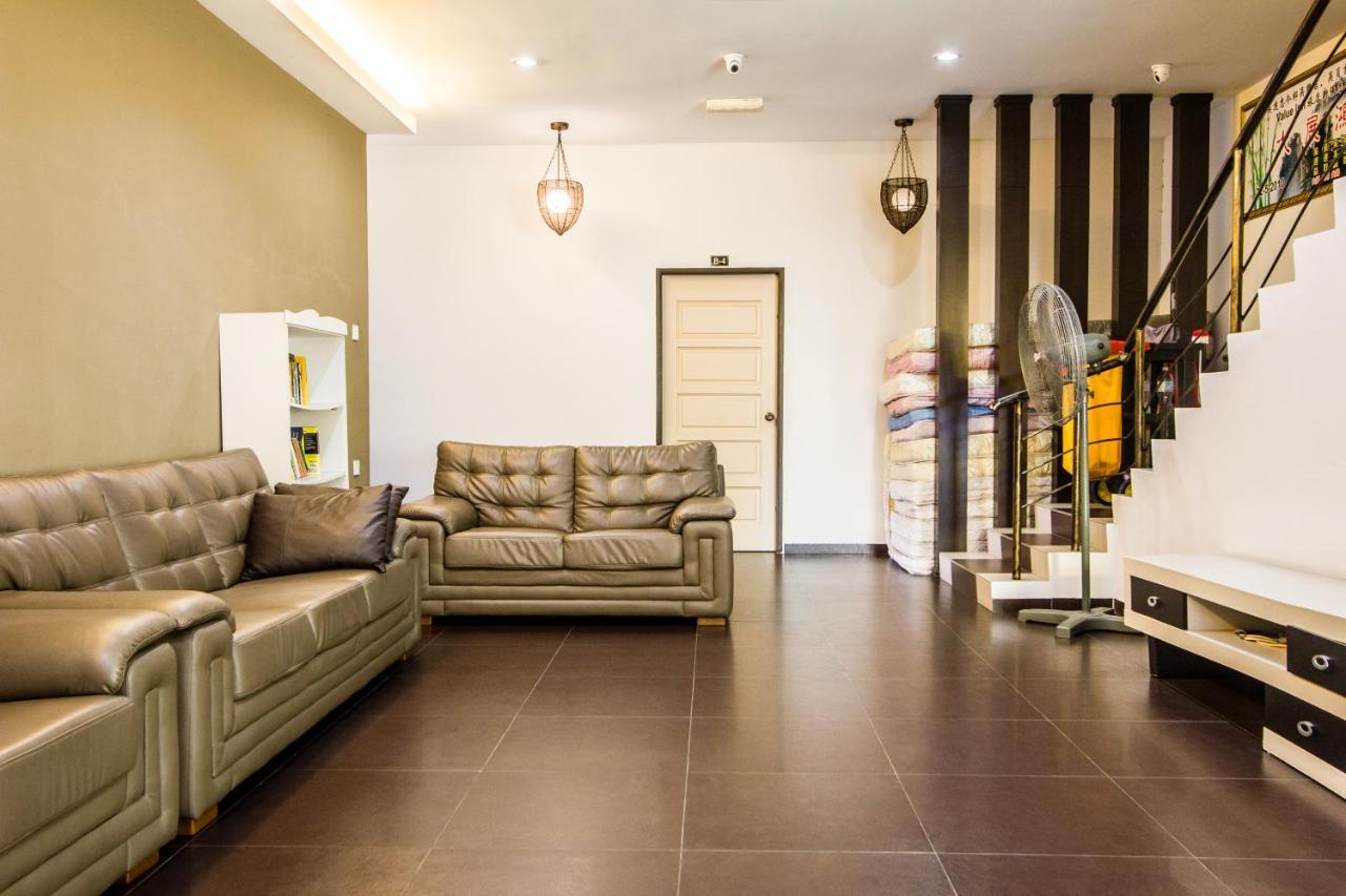 Value Inn Homestay Бътъруърт Екстериор снимка