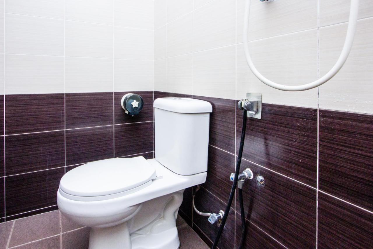 Value Inn Homestay Бътъруърт Екстериор снимка